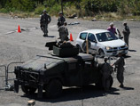 Обострение на севере Косово: началась стрельба, а военные НАТО разогнали газом сотни сербов