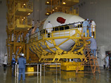 Космический аппарат AsiaSat-7 создан компанией Space Systems/Loral по заказу азиатского оператора спутниковой связи компании AsiaSat