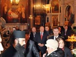 Председатель ЦК КПРФ Геннадий Зюганов посетил храм Христа Спасителя и приложился к святыне Православного мира - Поясу Богородицы Председатель ЦК КПРФ Геннадий Зюганов посетил храм Христа Спасителя и приложился к святыне Православного мира - Поясу Богородицы