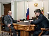 Премьер-министр Владимир Путин пообещал главе Чеченской Республики Рамзану Кадырову приехать и посмотреть восстановленный Грозный Премьер-министр Владимир Путин пообещал главе Чеченской Республики Рамзану Кадырову приехать и посмотреть восстановленный Грозный