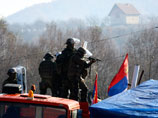 В результате конфликта сил международного миротворческого контингента KFOR и косовских сербов, вспыхнувшего накануне в районе деревни Ягненица, ранения получили 10 иностранных солдат и несколько десятков этнических сербов