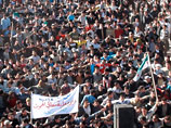 Митинг оппозиции в сирийском городе Хомс, 27 ноября 2011 года Митинг оппозиции в сирийском городе Хомс, 27 ноября 2011 года