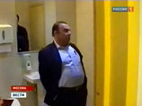 На Виктора Батурина заводят новое дело - ругался матом, прячась от полиции в туалете
