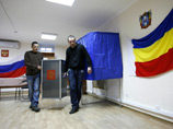 Избирательные участки готовятся к проведению выборов. Батайск, 29 ноября 2011 года