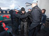 Скотланд-Ярд задержал 21 участника захвата здания в Лондоне. Бастующих госслужащих предложили "расстреливать"