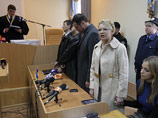 Апелляционный суд не стал освобождать Тимошенко. Судье вызывали скорую