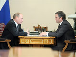 Второй этап проекта "Электронное правительство", призванный разбюрократить работу региональных и местных органов власти, должен быть завершен летом 2012 года, заявил премьер-министр РФ Владимир Путин