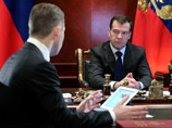 Медведев занялся правами детей: обещает ответственность зарубежных усыновителей и расширяет права омбудсменов