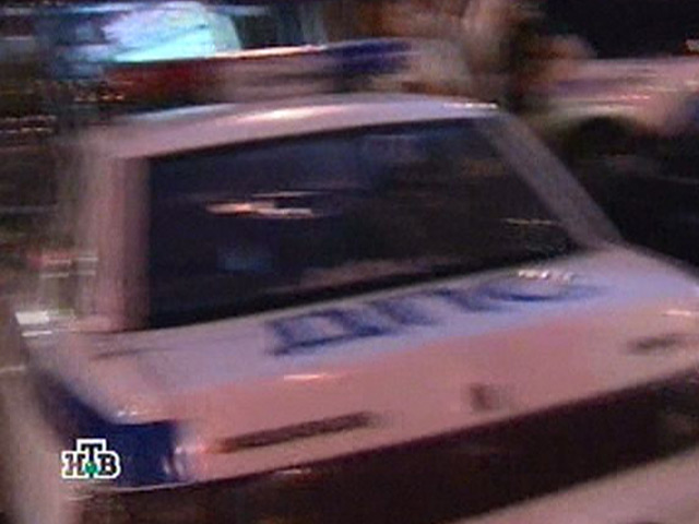 В Приморье заложник на ходу выпрыгнул из багажника автомобиля похитившего его полицейского В Приморье заложник на ходу выпрыгнул из багажника автомобиля похитившего его полицейского