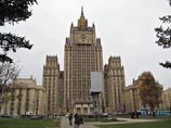 На следующий же день российский МИД направил Посольству Катара в Москве ноту протеста с требованием незамедлительно принести официальные извинения и наказать виновных На следующий же день российский МИД направил Посольству Катара в Москве ноту протеста с требованием незамедлительно принести официальные извинения и наказать виновных