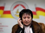 Суд Южной Осетии отказался вернуть Джиоевой победу над кандидатом Кремля. Она думает об убежище за границей