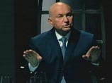 Бывший мэр Москвы Юрий Лужков, подумает, не выйти ли ему на Триумфальную площадь в знак протеста. Такое заявление он сделал в эфире телеканала "Дождь". Он призвал власти России уважать реакцию людей, их недовольство результатами выборов Бывший мэр Москвы Юрий Лужков, подумает, не выйти ли ему на Триумфальную площадь в знак протеста. Такое заявление он сделал в эфире телеканала "Дождь". Он призвал власти России уважать реакцию людей, их недовольство результатами выборов