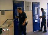 Бывший президент Израиля сел в тюрьму за изнасилования. Напоследок его назвали "цадиком" Бывший президент Израиля сел в тюрьму за изнасилования. Напоследок его назвали "цадиком"