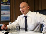 ЛДПР, коммунисты и эсеры не вняли призывам Явлинского: "мандаты сдавать не будем" ЛДПР, коммунисты и эсеры не вняли призывам Явлинского: "мандаты сдавать не будем"