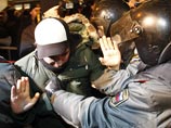 Отголоски протеста возле Триумфальной площади в Москве и у Гостиного двора в Петербурге: случились новые задержания