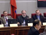 При открытии заседания он инициировал голосование по отставке главы ведомства Владимира Чурова с его поста. Однако члены ЦИК не поддержали предложение обсудить этот вопрос При открытии заседания он инициировал голосование по отставке главы ведомства Владимира Чурова с его поста. Однако члены ЦИК не поддержали предложение обсудить этот вопрос