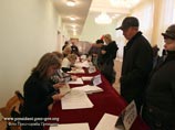 Центральная избирательная комиссия (ЦИК) Приднестровской Молдавской республики отказалась от собственного обещания подвести в понедельник итоги президентских выборов, состоявших в воскресенье. Официальные результаты будут озвучены только в среду Центральная избирательная комиссия (ЦИК) Приднестровской Молдавской республики отказалась от собственного обещания подвести в понедельник итоги президентских выборов, состоявших в воскресенье. Официальные результаты будут озвучены только в среду