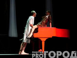 В Сыктывкаре известный общественник судится с театром за изнасилование Офелии на рояле