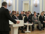 Все руководители "Единой России" должны стать членами партии, заявил беспартийный Медведев Все руководители "Единой России" должны стать членами партии, заявил беспартийный Медведев