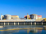 Один из двух реакторов АЭС "Черновода" в Румынии был остановлен в понедельник из-за утечки дистиллированной воды в системе охлаждения