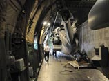 Ан-124 ("Руслан") (по кодификации НАТО Condor - "Кондор") - советский украино-российский транспортный самолет, являющийся крупнейшим серийным транспортным самолетом в мире по грузоподъемности Ан-124 ("Руслан") (по кодификации НАТО Condor - "Кондор") - советский украино-российский транспортный самолет, являющийся крупнейшим серийным транспортным самолетом в мире по грузоподъемности