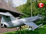 Из музея авиационной техники в городе Арнем на востоке Нидерландов пропал реактивный истребитель F104 Starfighter - точнее, его уменьшенная в масштабе 1:2 копия