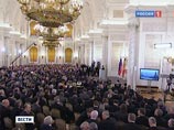 В предыдущие годы Медведев обращался с Посланием к парламенту в ноябре, но на этот раз он дождался начала работы Государственной Думы VI созыва, выбранной 4 декабря, чтобы ставить задачи уже перед новыми депутатами В предыдущие годы Медведев обращался с Посланием к парламенту в ноябре, но на этот раз он дождался начала работы Государственной Думы VI созыва, выбранной 4 декабря, чтобы ставить задачи уже перед новыми депутатами