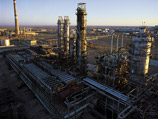 Также "Роснефть" продолжает оставаться одним из мировых лидеров по доказанным запасам - по классификации PRMS на конец 2011 года они оцениваются в 2,5 млрд тонн нефти и газового конденсата