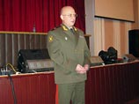 По словам начальника главного управления по работе с личным составом ВС РФ генерал-майора Сергея Чваркова, "прекращение финансирования издания газеты и, как следствие, расходов на зарплату сотрудникам и выплату гонораров авторам не рассматривается" По словам начальника главного управления по работе с личным составом ВС РФ генерал-майора Сергея Чваркова, "прекращение финансирования издания газеты и, как следствие, расходов на зарплату сотрудникам и выплату гонораров авторам не рассматривается"