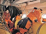 В Охотском море прекратились активные поиски пропавших без вести бурильщиков с затонувшей платформы "Кольская" в связи с "потерей разумной надежды на спасение потерпевших