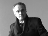 Известный итальянский режиссер госпитализирован с тяжелыми ранениями в грудь Известный итальянский режиссер госпитализирован с тяжелыми ранениями в грудь