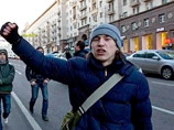 Оппозиционер, плеснувший водой в прокурора, получил семь месяцев исправительных работ Оппозиционер, плеснувший водой в прокурора, получил семь месяцев исправительных работ