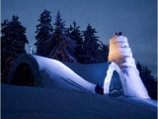 Церковь, целиком возведенная изо льда и снега, открылась на баварском лыжном курорте Миттерфирмиансройт