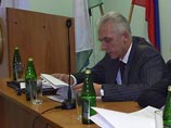 СМИ: Путин может устроить чистку однокурсникам Медведева, заполонившим силовые ведомства СМИ: Путин может устроить чистку однокурсникам Медведева, заполонившим силовые ведомства