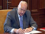 Глава Следственного комитета Александр Бастрыкин потребовал провести тщательное расследование всех обстоятельств произошедшего