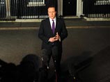 Премьер-министр Британии  Дэвид Кэмерон объявил о начале двух расследований - публичного и криминального, а параллельно Скотланд-Ярд пообещал пересмотреть стандарты поведения для своих сотрудников, когда речь идет об общении с журналистами