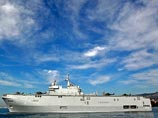 Франция довольна своим контрактом с Россией на поставку вертолетоносцев типа Mistral и готова и дальше продолжать сотрудничество в военно-технической сфере Франция довольна своим контрактом с Россией на поставку вертолетоносцев типа Mistral и готова и дальше продолжать сотрудничество в военно-технической сфере