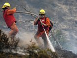 На охваченном пожарами юге Чили погибли шесть пожарных, несколько пропали без вести