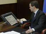 Президент России Дмитрий Медведев изменил состав Совета по противодействию коррупции и Комиссии по вопросам кадровой политики в правоохранительных органах