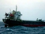 Терпящий бедствие в Тихом океане рефрижератор "Ирина" штормом унесло на 28 миль от Малой Курильской гряды