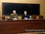 Президент Приднестровья Евгений Шевчук представил во вторник кандидатуру министра промышленности Петра Степанова президиуму Верховного Совета для согласования на должность председателя правительства Президент Приднестровья Евгений Шевчук представил во вторник кандидатуру министра промышленности Петра Степанова президиуму Верховного Совета для согласования на должность председателя правительства