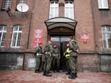 Полковник Пшибыл, пытавшийся застрелиться на пресс-конференции, попал в психбольницу Полковник Пшибыл, пытавшийся застрелиться на пресс-конференции, попал в психбольницу