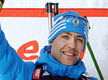 Россиянин Андрей Маковеев выиграл индивидуальную гонку на 20 км на этапе Кубка мира по биатлону