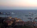 Лайнер Costa Concordia налетел на риф у берегов Италии: восемь погибли Лайнер Costa Concordia налетел на риф у берегов Италии: восемь погибли
