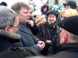 Митрохин, выступая на митинге, заявил, что необходимо особое внимание обратить на деятельность по наблюдению за подготовкой и проведением выборов