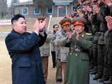 Жители КНДР, в том числе солдаты и офицеры Корейской народной армии, направляют в эти дни "письма верности" новому лидеру КНДР Ким Чен Ыну