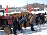 Преданные соотечественники засыпали нового лидера КНДР Ким Чен Ына "письмами верности" Преданные соотечественники засыпали нового лидера КНДР Ким Чен Ына "письмами верности"