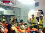 СМИ: капитан Costa Concordia просто хотел сделать приятное стюарду, а лайнер тонул под песню из "Титаника" СМИ: капитан Costa Concordia просто хотел сделать приятное стюарду, а лайнер тонул под песню из "Титаника"