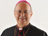 Католический епископ призвал к признанию однополых союзов Итальянским государством
