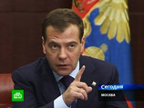 Россияне недовольны, что Медведев ввел в стране "вечное лето": без зимнего времени работать стало невозможно